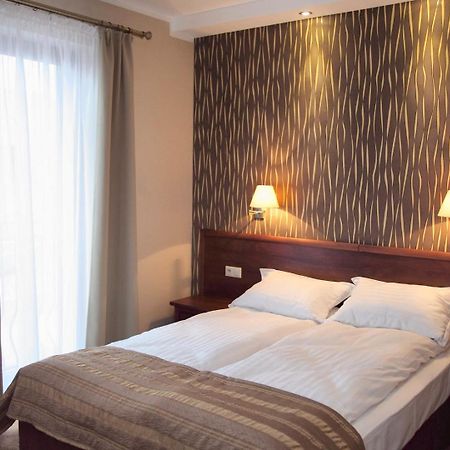 Hotel Pod Kluka Slupsk Ngoại thất bức ảnh